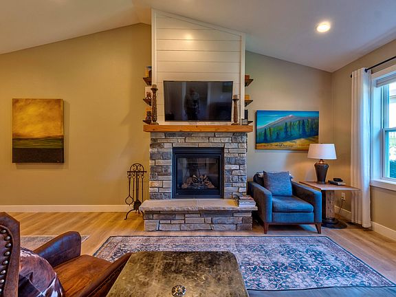 4th image of 2037 Skyview West Dr