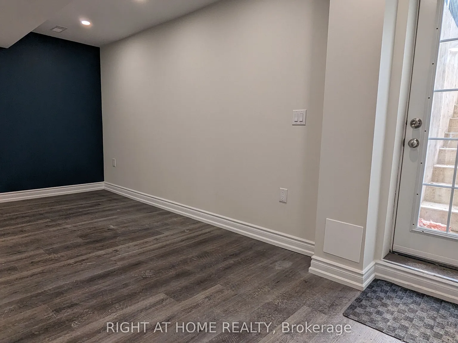 2 bed, $1,950 — Photo 4