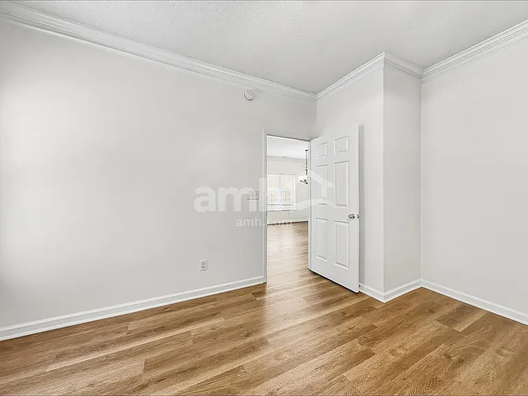 5320 Sahalee Way — Photo 9