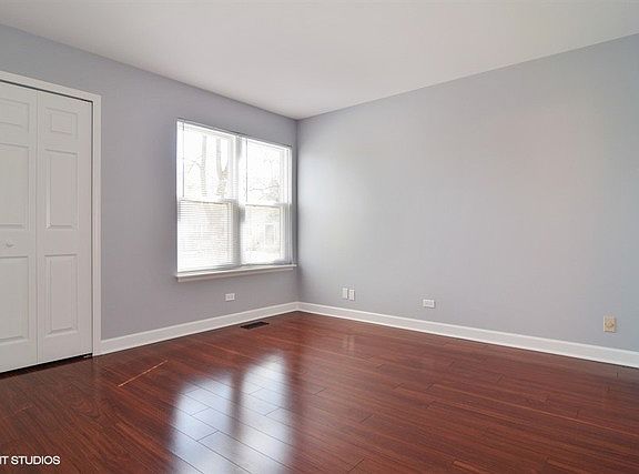 5th image of 341 W Hamilton Dr