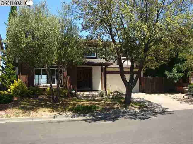 3924 Alta Vista Cir photo 1