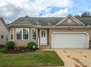 706 Rivers Edge Ln #81, Painesville, OH 44077