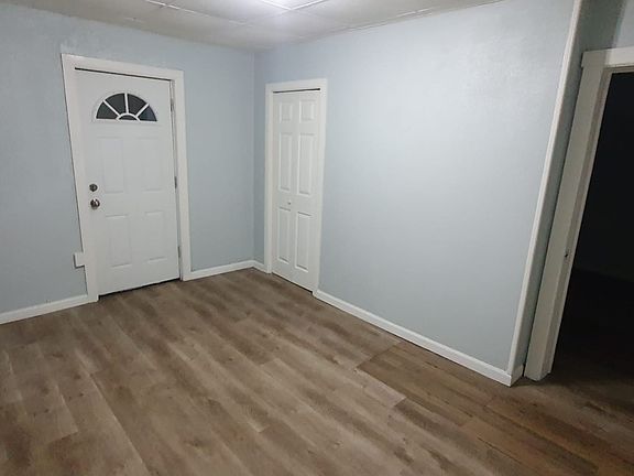 5th image of 214 Bessemer Ave #2