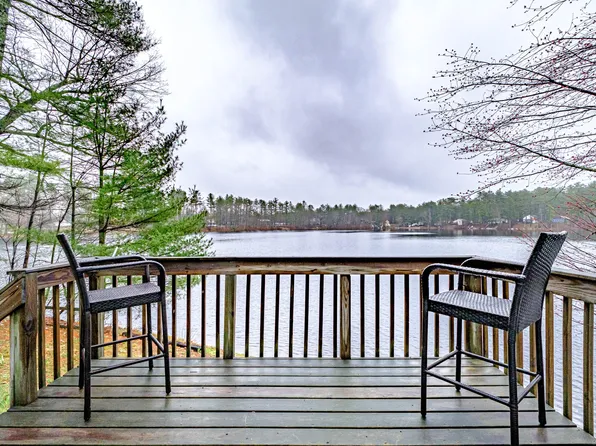1093 Cape Road, Hollis, ME 04042
