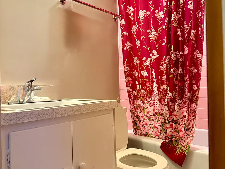 503 Hessel Blvd — Photo 35