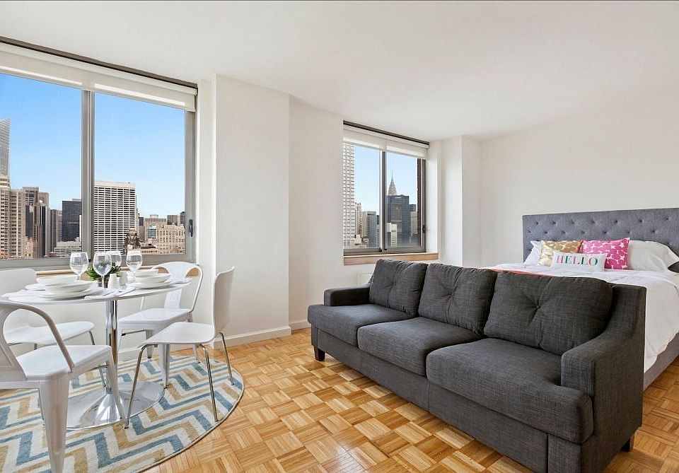 1st image of 35 W 33rd St APT 30a