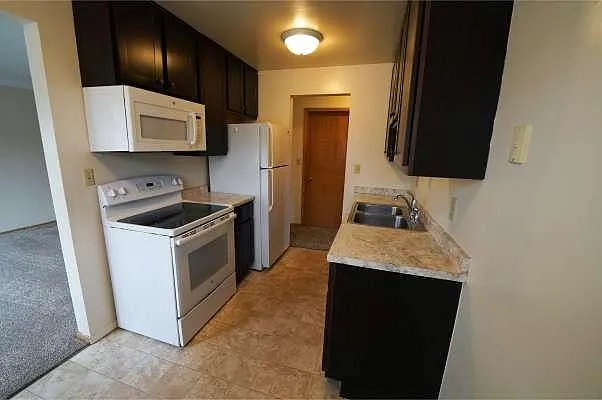 View Street Apartments — Photo 16