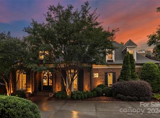 2332 Providence Rd, Charlotte, NC 28211