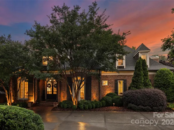 2332 Providence Rd, Charlotte, NC 28211