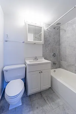 Rented by City Connections Realty | media 27