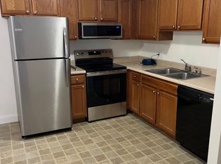 1217 El Kay Ct #101, Highland, IL 62249
