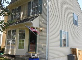 9240 Andrew Dr, Manassas Park, VA 20111