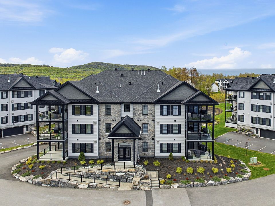 1st image of 122 Rue De Laigle #102