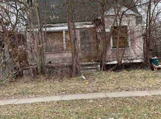 17473 Oakland St, Highland Park, MI 48203