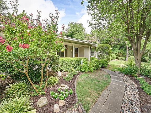 3rd image of 507 Casa Grande Pl