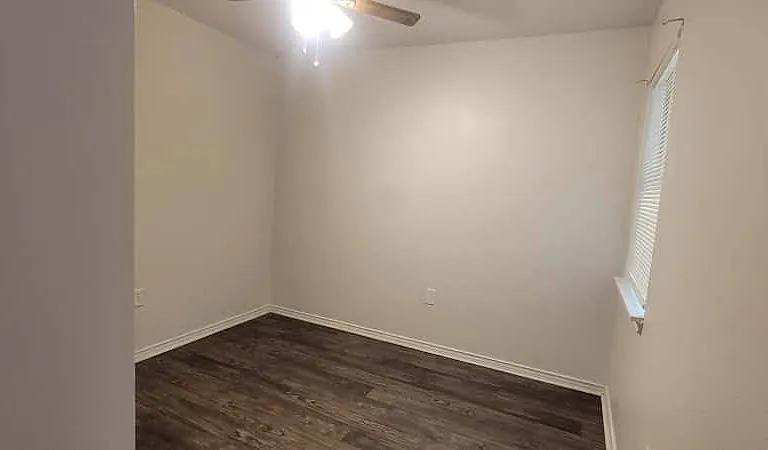 130 Town St #105 — Photo 12