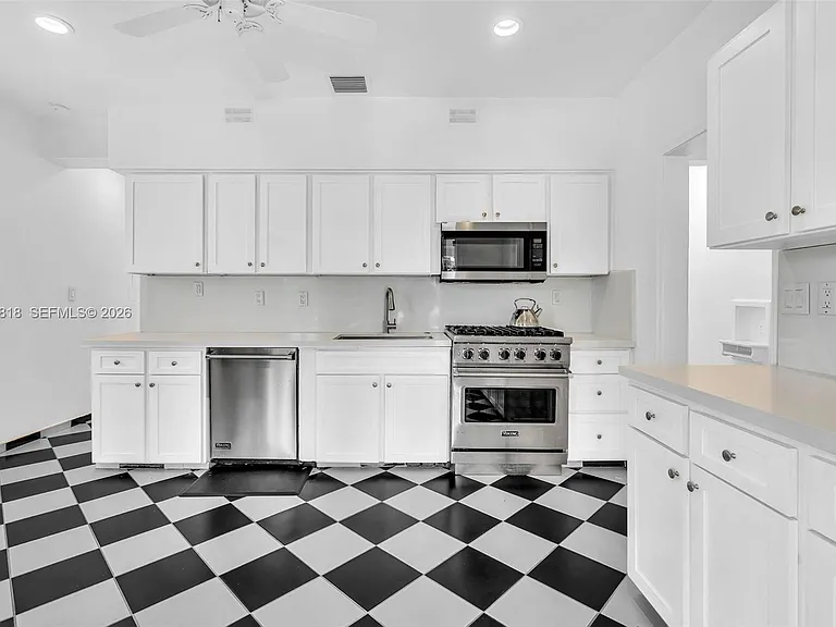 924 Belle Meade Island Dr — Photo 19