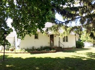 908 N Waterloo Ave, Jackson, MI 49202