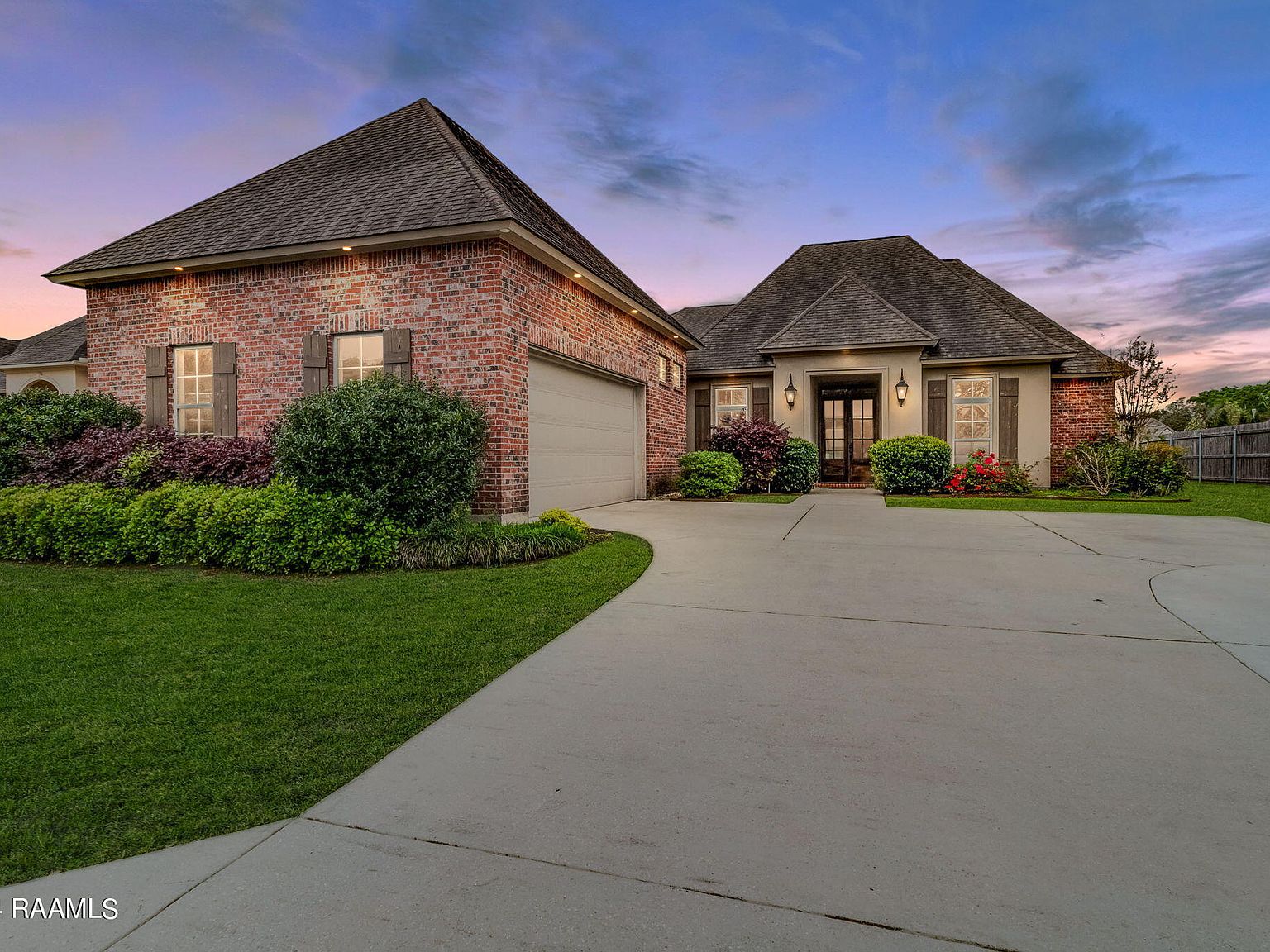 104 Gated Trinity Ct, Lafayette, LA 70506 MLS 24003119 Zillow