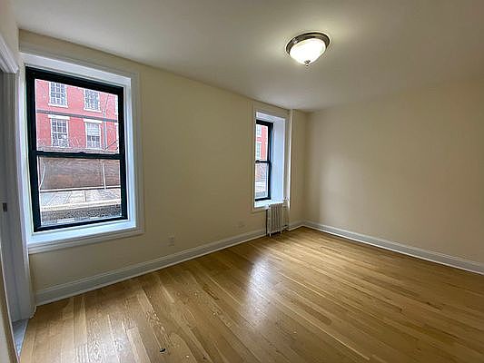 1st image of 83 Macdougal St APT 7