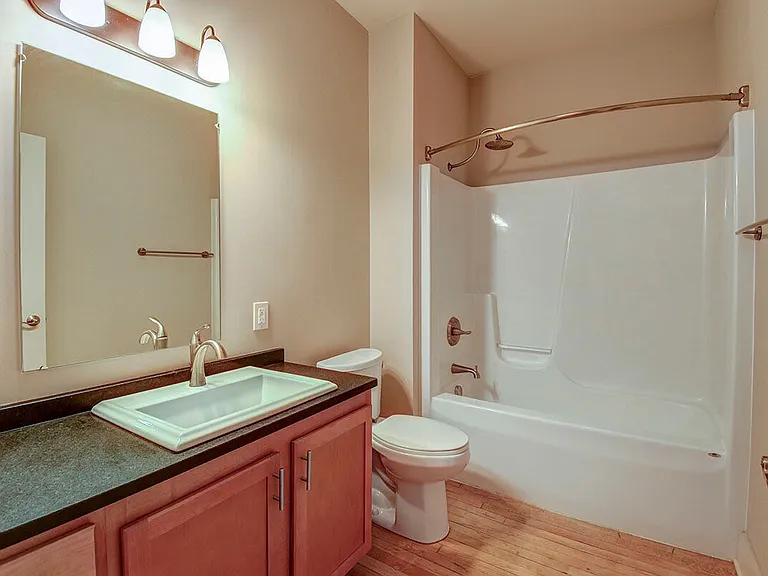 1025 Market St — Photo 27