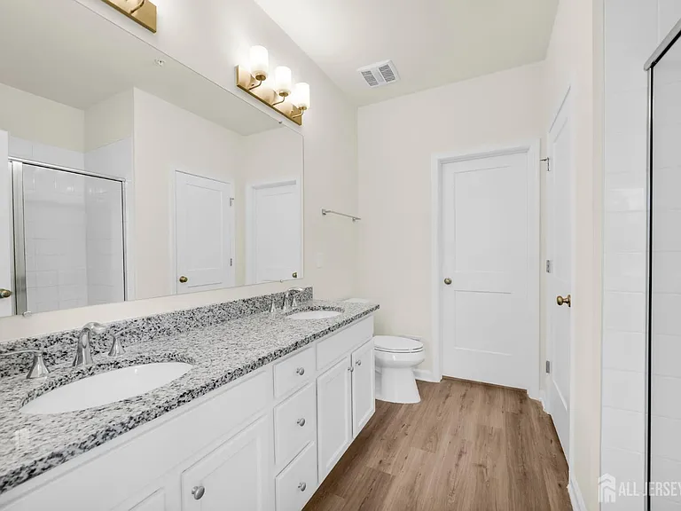 228 Park Ln — Photo 21