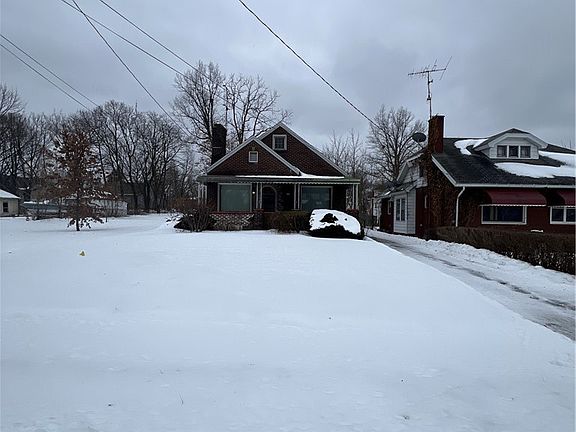 2nd image of 221 E Avondale Ave
