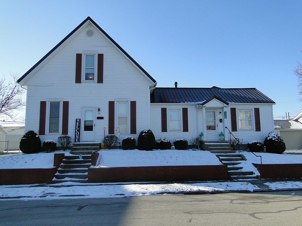 2nd image of 112 W 2nd St