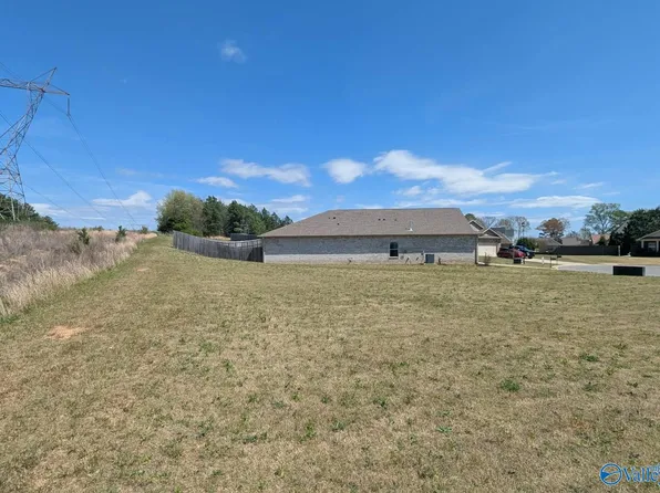 14783 London Ln, Athens, AL 35613
