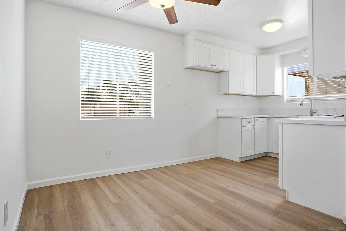Building Photo - 5436 Imperial Ave #3