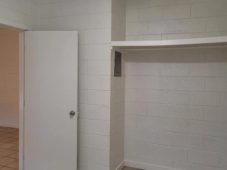 Unit Photo