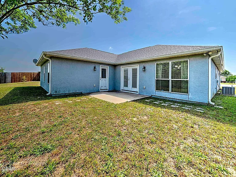 4704 Shannon Ln — Photo 24