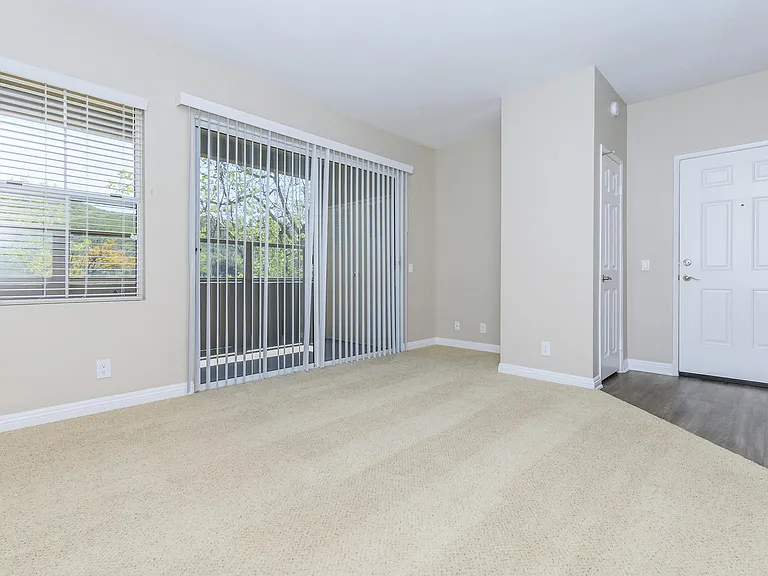 Villas Antonio Apartment Homes — Photo 28