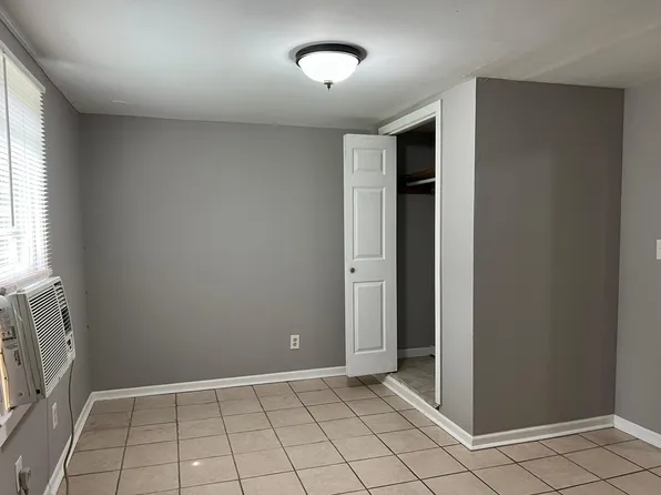 33 Spring Ln NW #B4, Atlanta, GA 30314