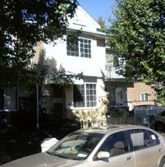1st image of 42 Long Pond Ln