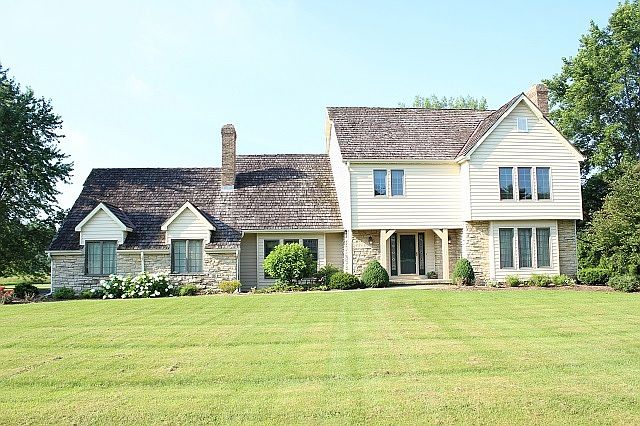 1st image of 43W665 Willow Creek Dr