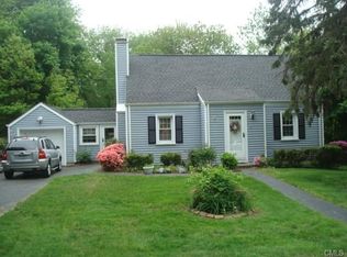 36 Merrill Rd, Trumbull, CT 06611