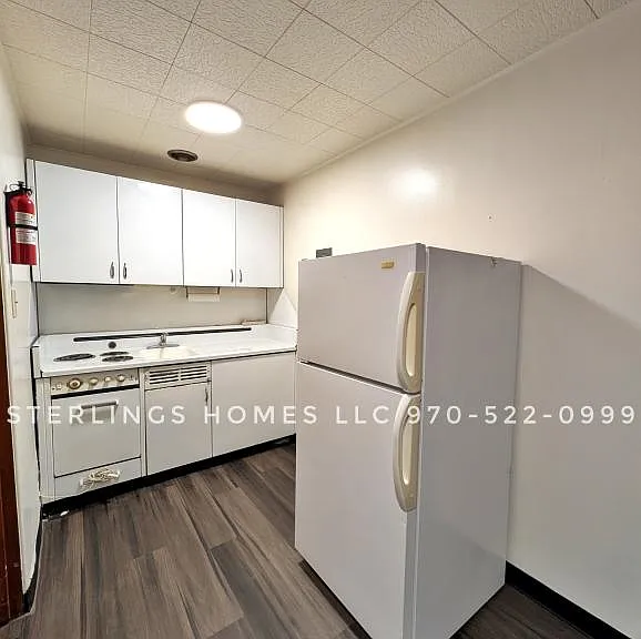 210 N Division Ave #4 — Photo 3