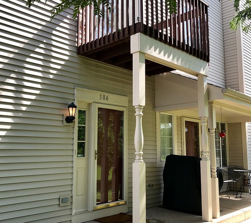 1st image of 584 Windsor Dr