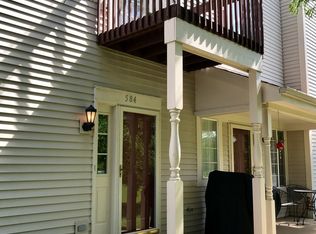 584 Windsor Dr, Fox Lake, IL 60020