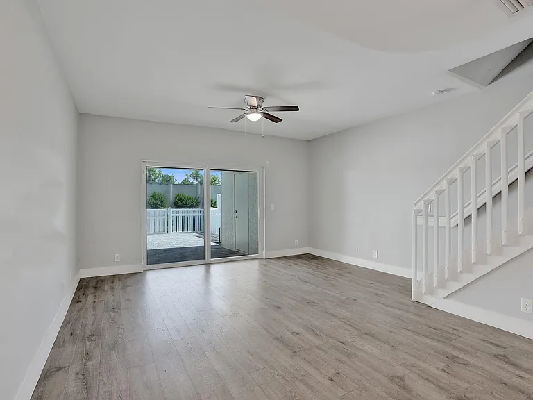 9913 NW 57th Mnr — Photo 12