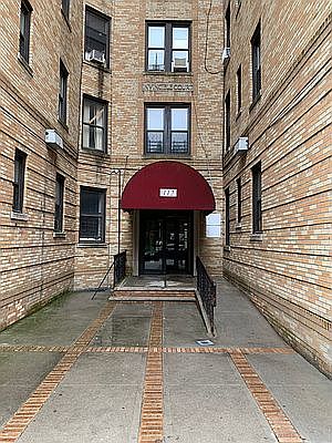 1st image of 112 W 138th St APT 2G