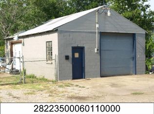 1921 Curtiss St, Grand Prairie, TX 75050