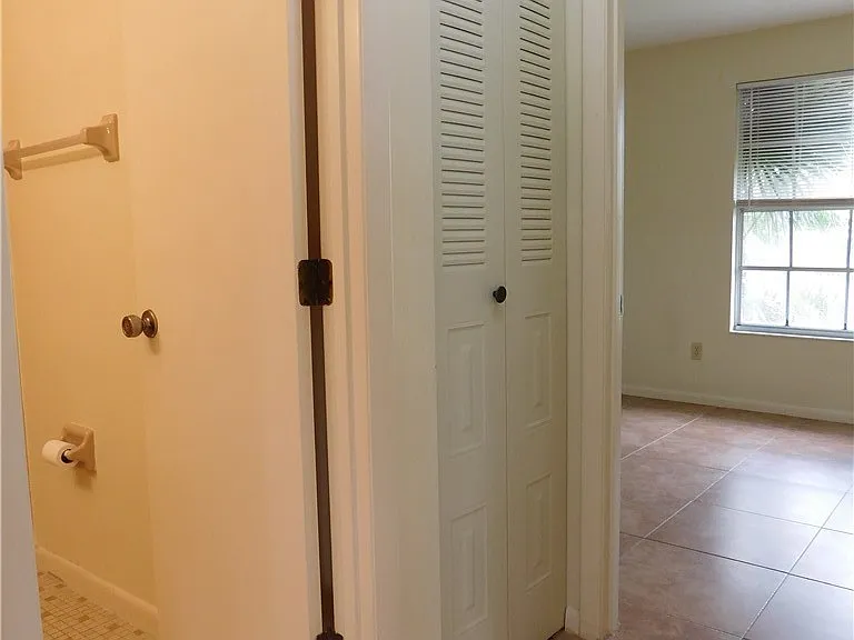 10525 Putnam Ct — Photo 21