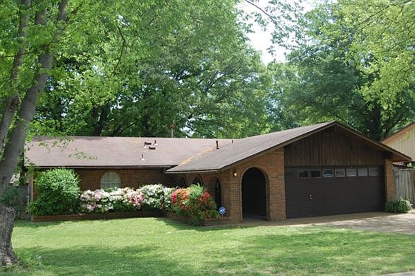 4102 Meadow Creek Front