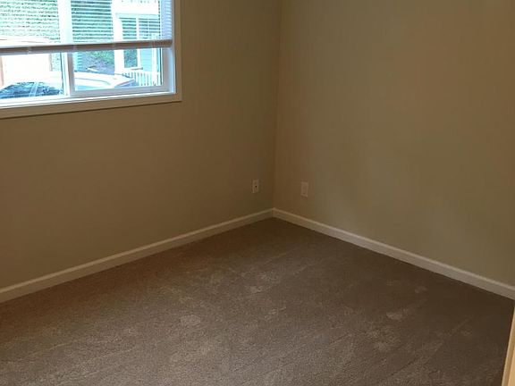 5th image of 11617 91st Ln NE APT 12