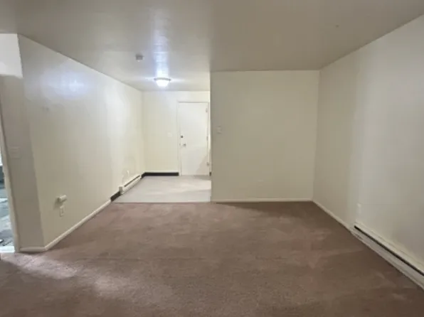 5033 15th Ave NE, Seattle, WA