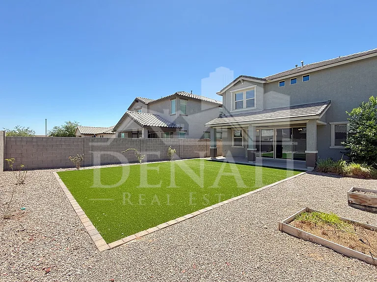 15068 W Pierce St — Photo 32