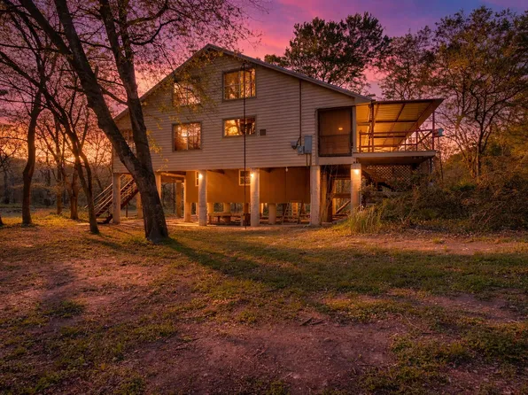 488 Loma Linda Rd, Palmer, TX 75152