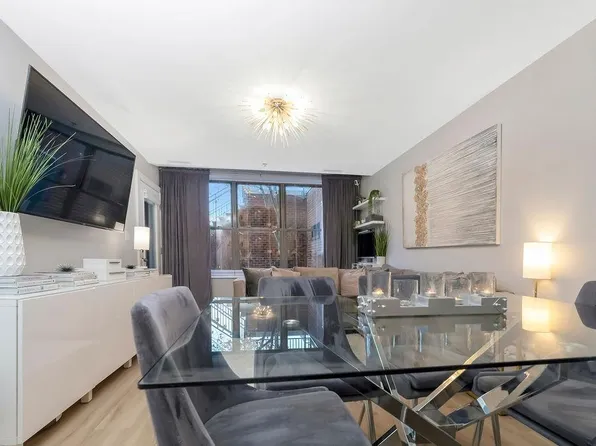 26 Avenue At Port Imperial image 10 of 38